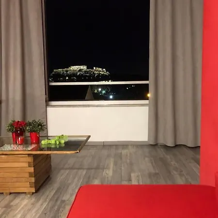 Acropolis View, Near Monastiraki 3br 2 Bathrooms Red